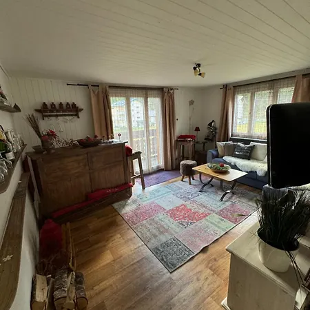 Nevita 사스그룬트